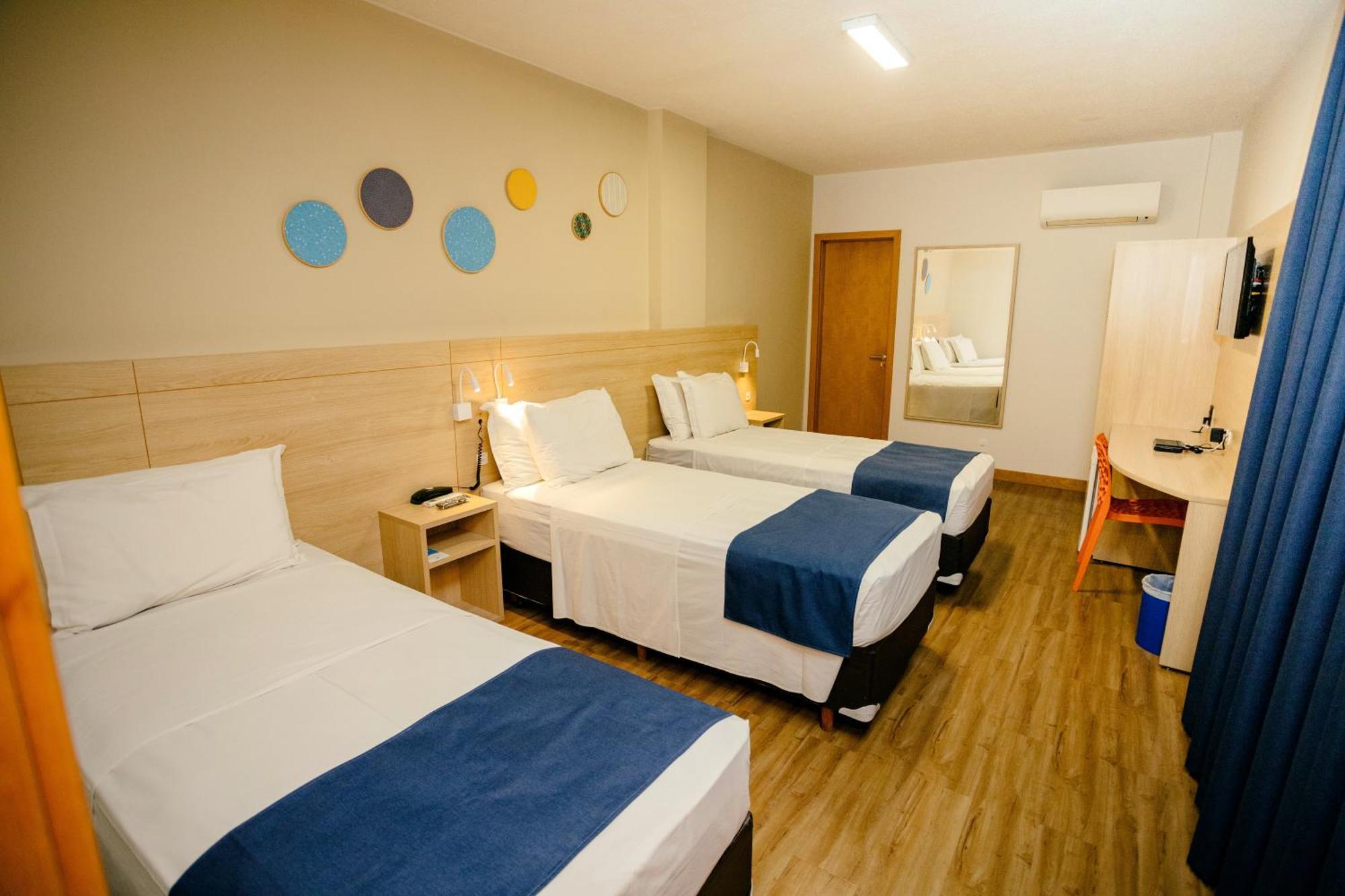 Luds Comfort Hotel 蓬塔格罗萨 客房 照片